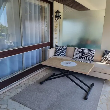 Apartman Spacieux 2 Pieces Terrasse Et Piscine Cannes